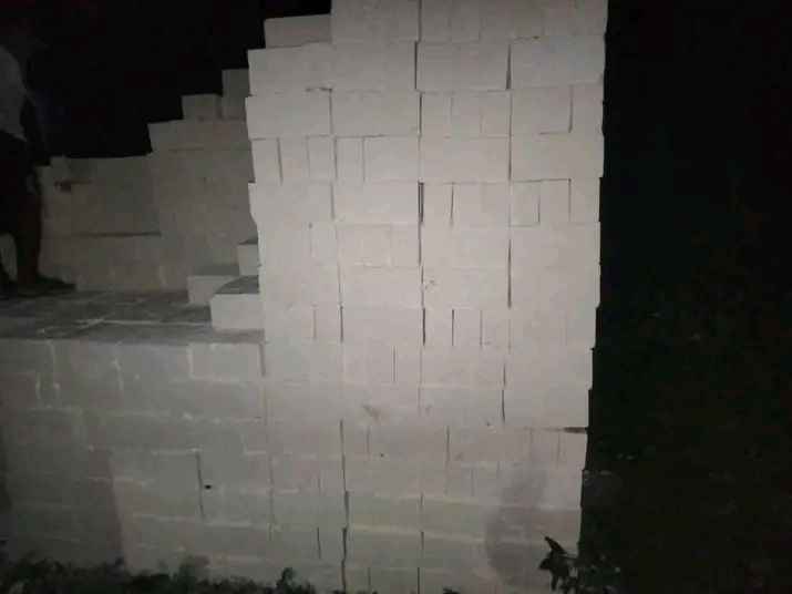 Berat Batu Umpak